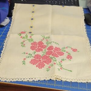 Vintage Floral Flower Embroidered Cream 14" x 36" Table Runner